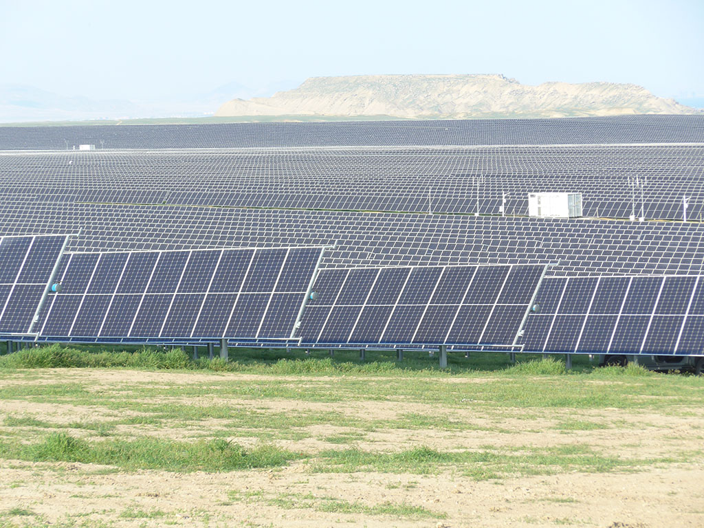 230 MW Solarpark Garadagh